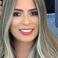 Caroline Andrade