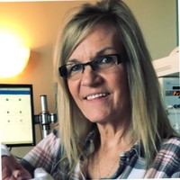 Shelley Reichling