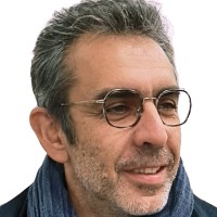 Hugues Cassé
