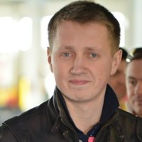 Евгений Серов