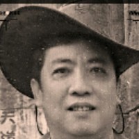 李立群