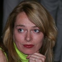Marianne Dunnett, Van Hoek