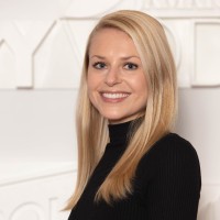 Carrie Van Leeuwen