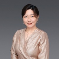 Maggie Zhang