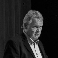 Lars Roos