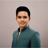 Angelo Santiago
