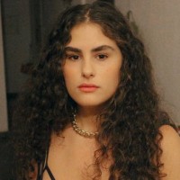 Maria Clara Costa