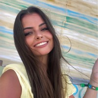 léa caron