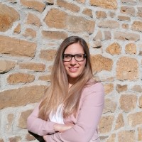 Dr. Beatrice Römer