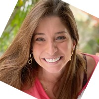 Luciana Nobrega E Silva Loureiro