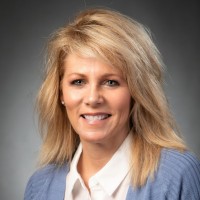 Toni Esser