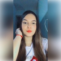Larissa Januario