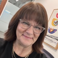 Linda Kelly