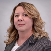 Suzanne Heil