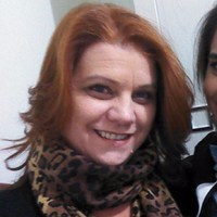 Debora Simoes Broca