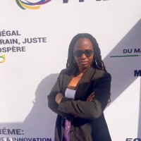 Yacine Séranise MANGALA NUAYE