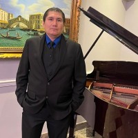 Daniel Castillo-V
