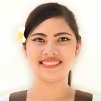 Ni Komang Ayu Sri Wahyuni