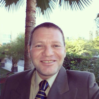 Dr. Gilberto Hernández Quirós