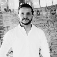 Juan Pablo Valencia G.