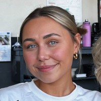 Mia Thurecht