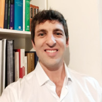 Julián Bezek