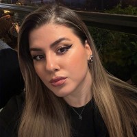 Ebru Özel