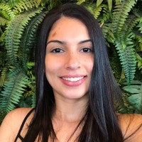 Letícia Magalhães Teixeira