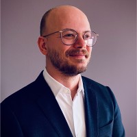 Stefan G.