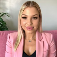 Alexa Takács