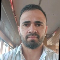 Murat Layik