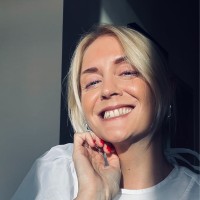 Stephanie van Es