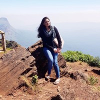 Dr Deepali Singh