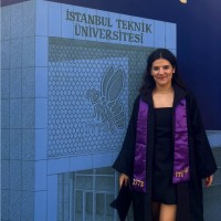 İpek Kula