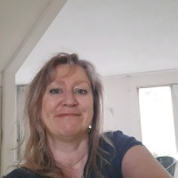 Monique De Ruiter