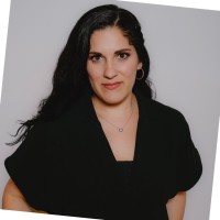 Amanda Bennett (Calouro)