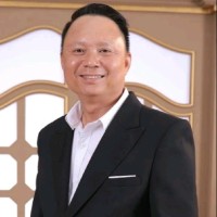 Cong Khanh Le