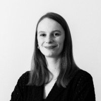 Laura Dubus