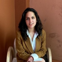 Renata Vega Borja (Tita)