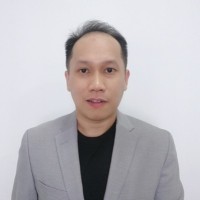 Shih How Lee