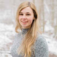 Julie Holland, Mba