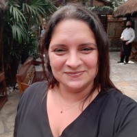 Maria Cláudia Nogueira dos Santos