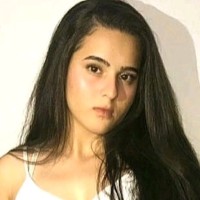 Ana Clara Mello