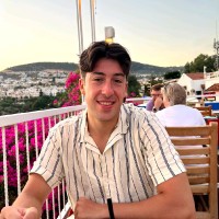 Daniel Lazaro