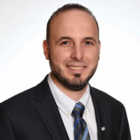 Luis Velez