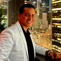 R. Maximiliano Ramirez