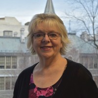 Elizabeth Mills
