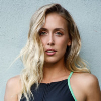 Sari Ferreira