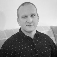 Viktor S.