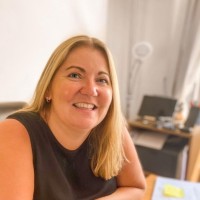 Nicola Shea BA, MCMI, Assoc CIPD